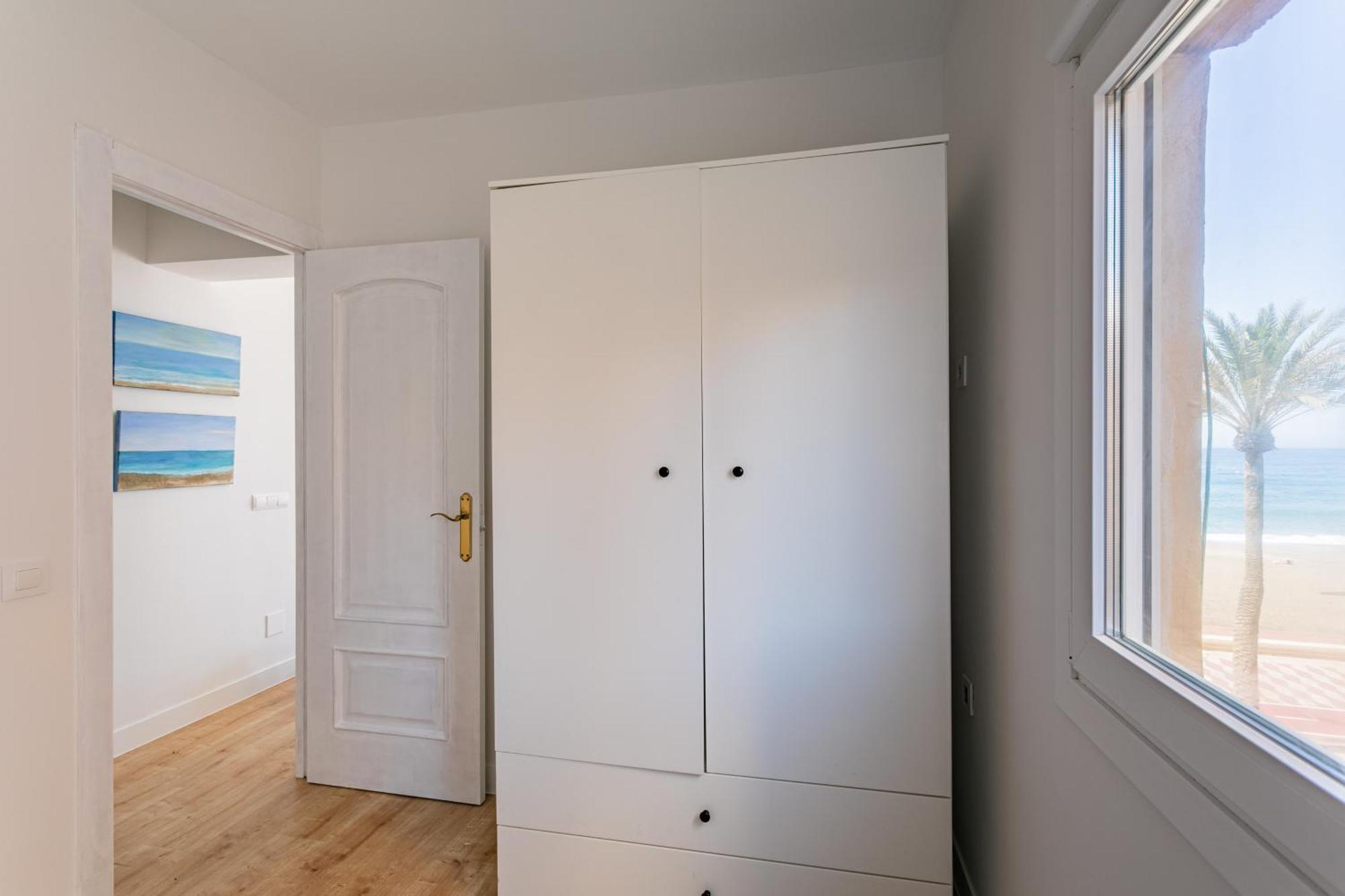 Trendyhomes Zapillo Beach - Primera Linea De Playa Almería Exteriör bild