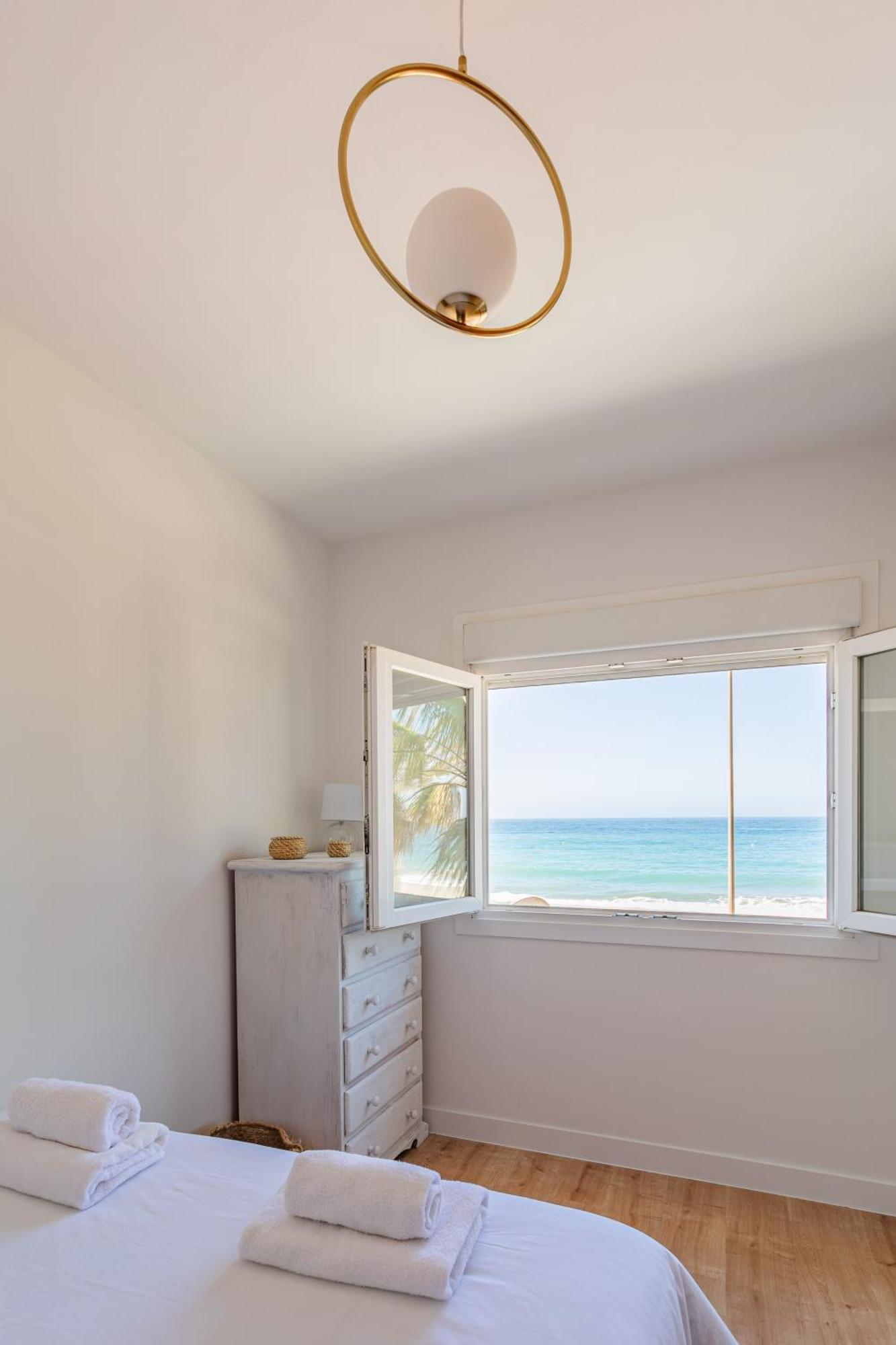Trendyhomes Zapillo Beach - Primera Linea De Playa Almería Exteriör bild